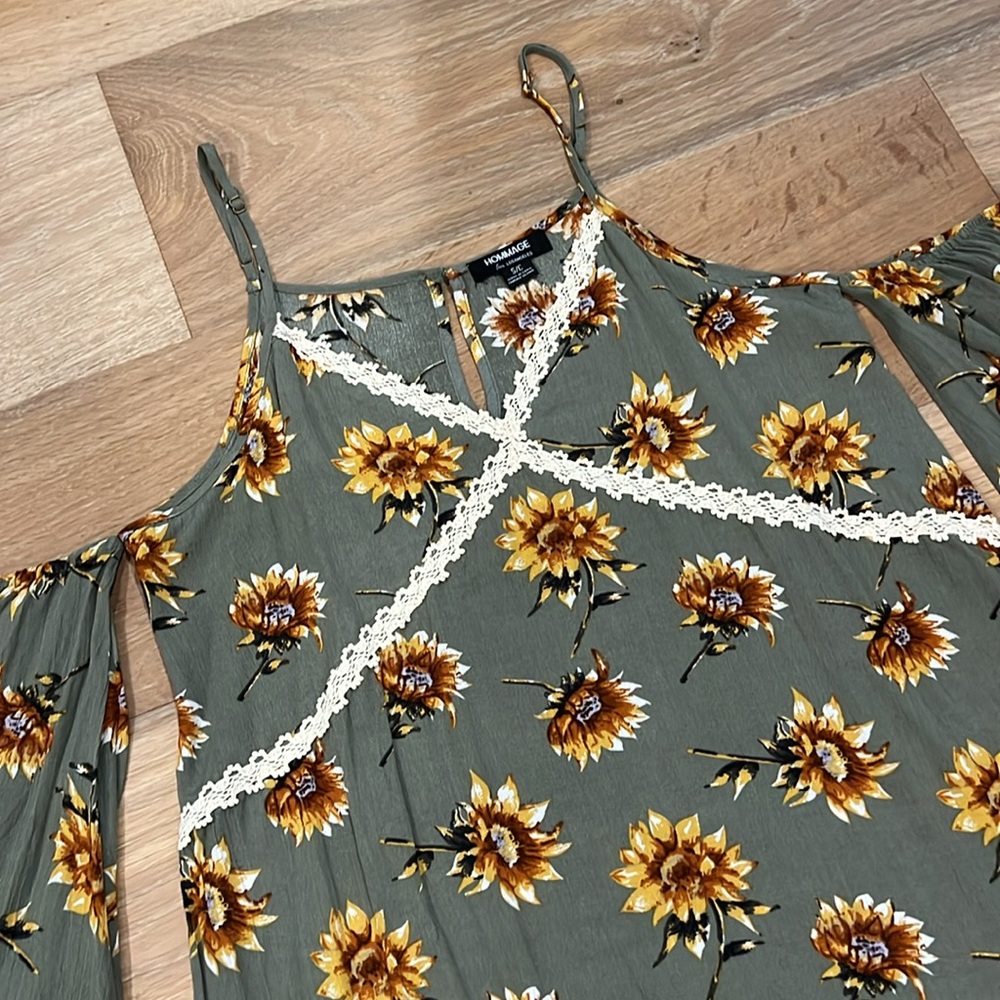 Hommage Sunflower cold shoulder dress small